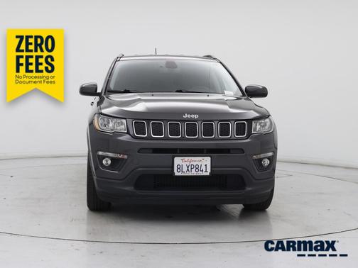 Gray 2019 Jeep Compass Latitude