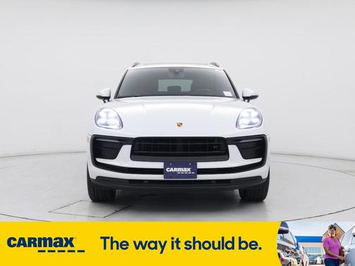 2022 Porsche Macan