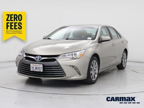 Silver 2015 Toyota Camry Hybrid XLE