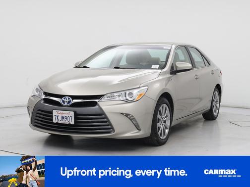 Silver 2015 Toyota Camry Hybrid XLE
