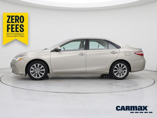 Silver 2015 Toyota Camry Hybrid XLE