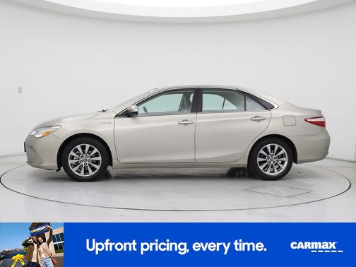 Silver 2015 Toyota Camry Hybrid XLE