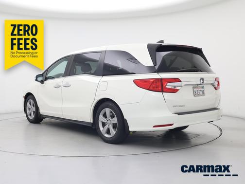 White 2019 Honda Odyssey EX