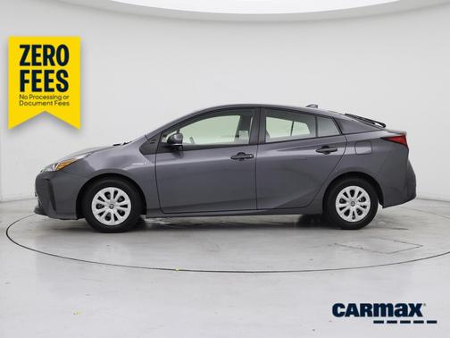 Gray 2022 Toyota Prius LE