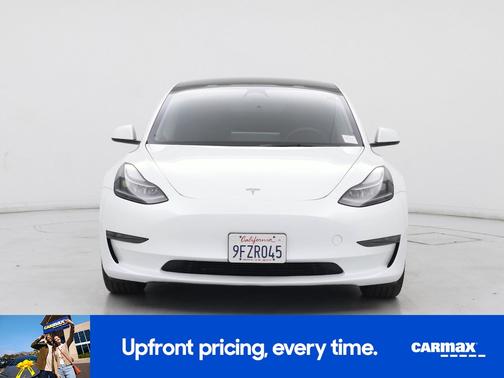 White 2023 Tesla Model 3