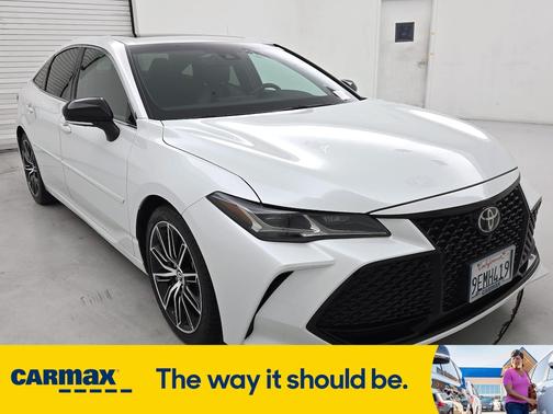 2019 Toyota Avalon Touring