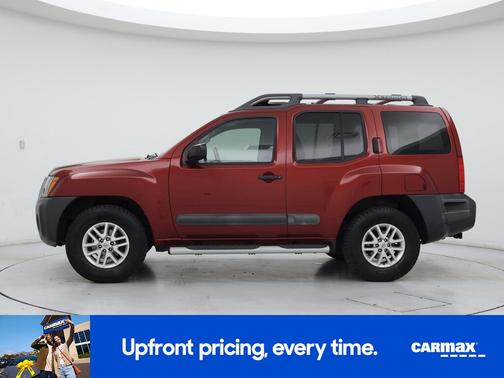 Red 2015 Nissan Xterra S