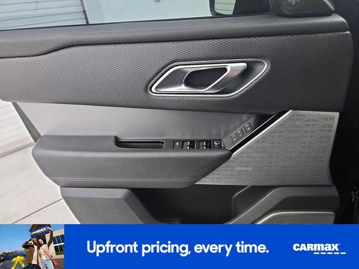 2018 Land Rover Range Rover Velar R-Dynamic SE