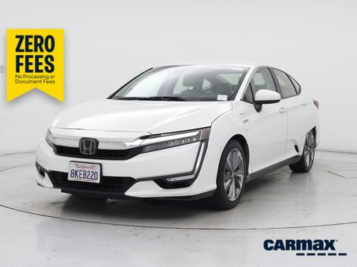 White 2018 Honda Clarity Plug-In Hybrid