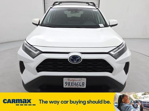 2022 Toyota RAV4 Hybrid XLE