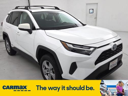 2022 Toyota RAV4 Hybrid XLE
