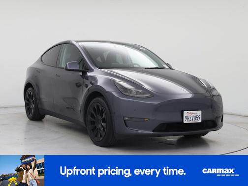 Gray 2023 Tesla Model Y Long Range