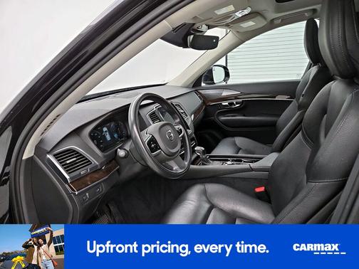 2019 Volvo XC90 T5 Momentum