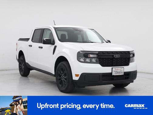 White 2024 Ford Maverick XLT