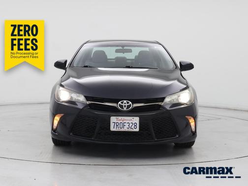Black 2016 Toyota Camry SE