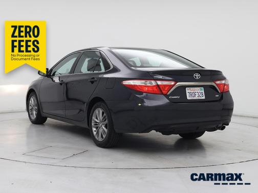 Black 2016 Toyota Camry SE