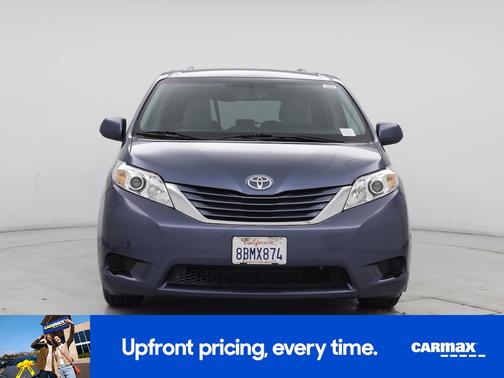 2017 Toyota Sienna LE