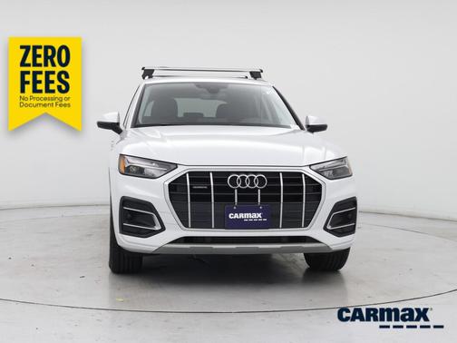White 2023 Audi Q5 Premium