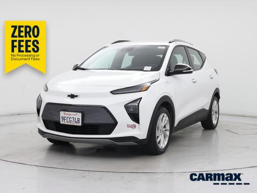 White 2023 Chevrolet Bolt EUV LT