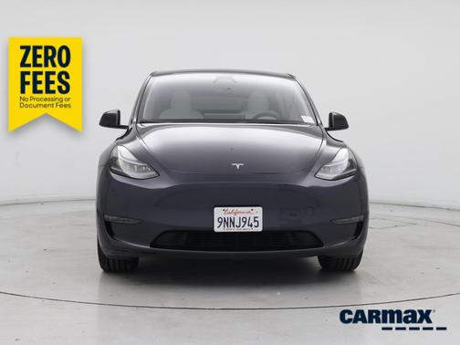 Gray 2024 Tesla Model Y Long Range