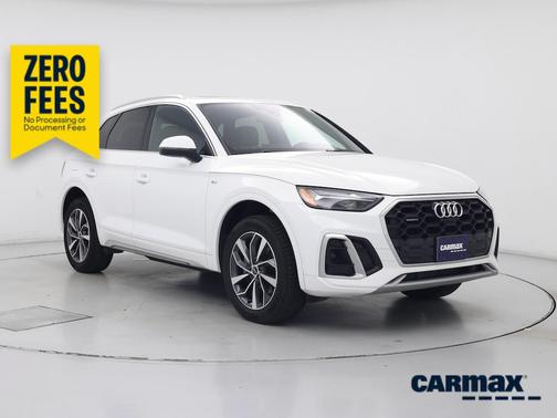 White 2024 Audi Q5 S-Line Premium Plus