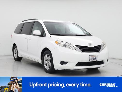 2014 Toyota Sienna LE
