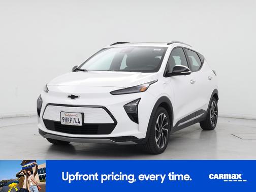 White 2023 Chevrolet Bolt EUV Premier