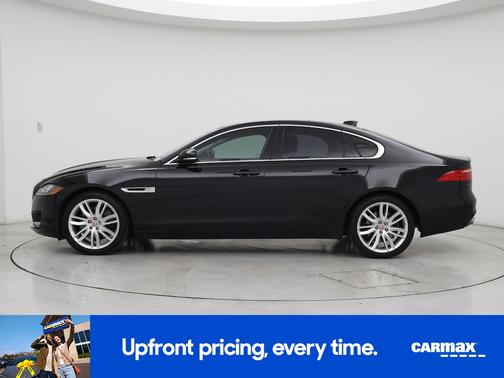 2017 Jaguar XF Prestige