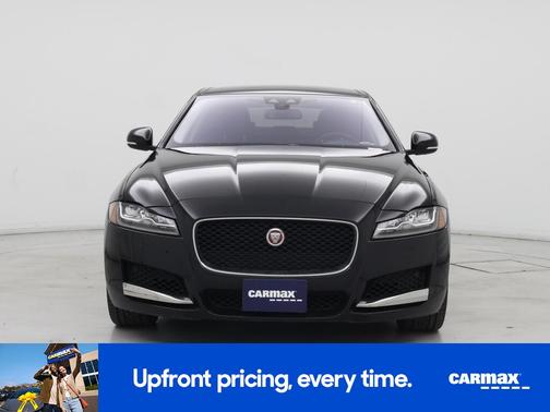 2017 Jaguar XF Prestige