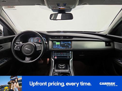 2017 Jaguar XF Prestige