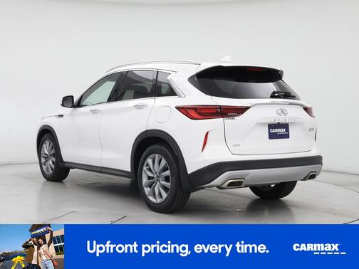 White 2022 INFINITI QX50 Luxe