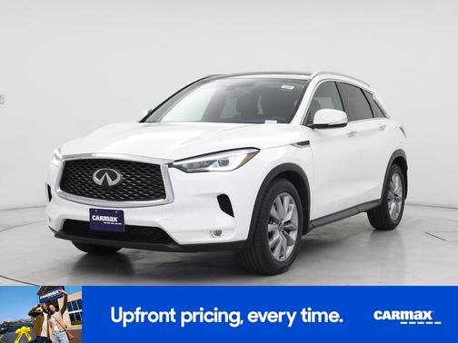 White 2022 INFINITI QX50 Luxe