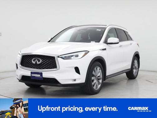 White 2022 INFINITI QX50 Luxe