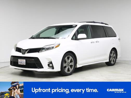2019 Toyota Sienna SE
