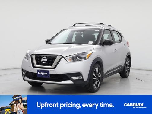 Silver 2018 Nissan Kicks SR