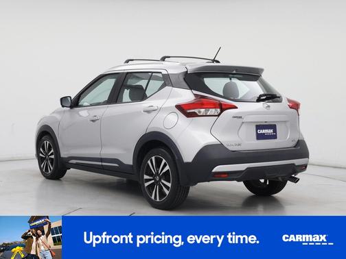 Silver 2018 Nissan Kicks SR