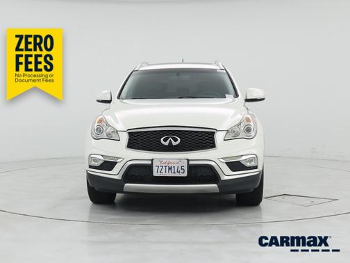 White 2017 INFINITI QX50