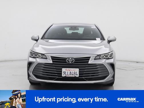 Silver 2022 Toyota Avalon XLE