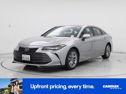 Silver 2022 Toyota Avalon XLE