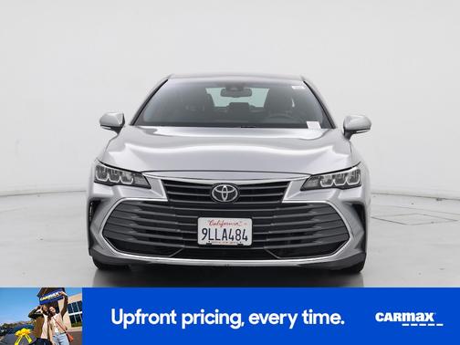 Silver 2022 Toyota Avalon XLE