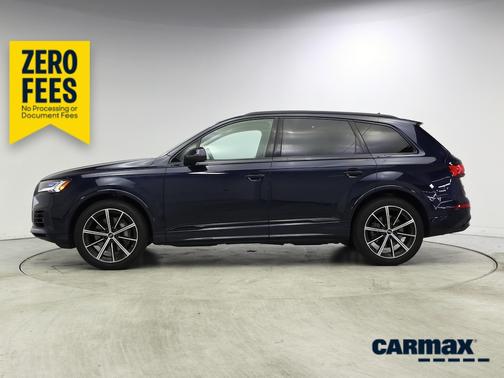 Black 2023 Audi Q7 Prestige