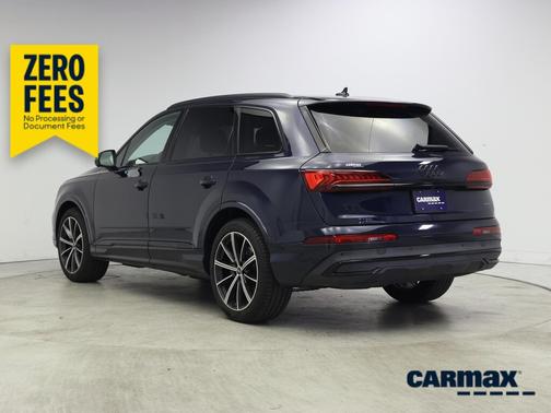 Black 2023 Audi Q7 Prestige