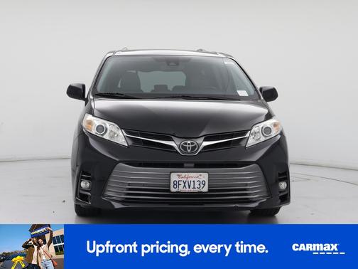 2018 Toyota Sienna XLE