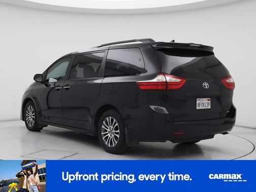 2018 Toyota Sienna XLE