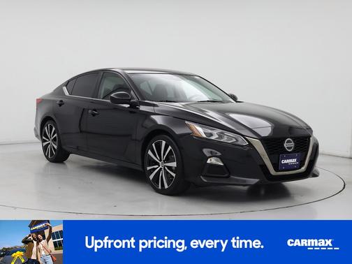 2022 Nissan Altima SR