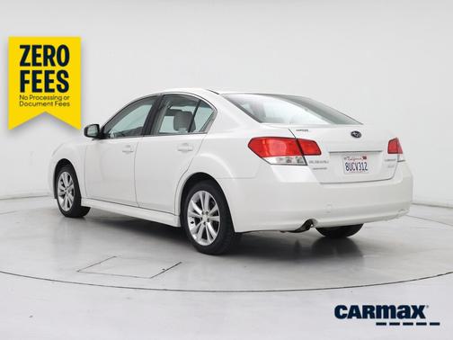 White 2014 Subaru Legacy 2.5I