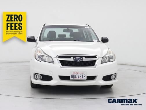White 2014 Subaru Legacy 2.5I