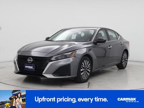 2024 Nissan Altima SV