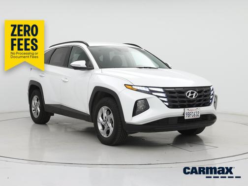White 2022 Hyundai TUCSON SEL