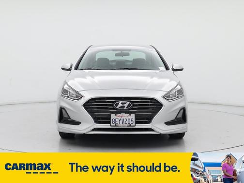 2018 Hyundai SONATA SE